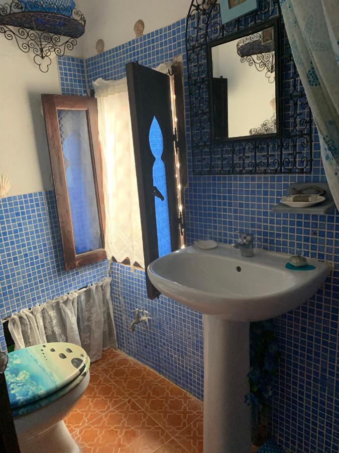 Hathor ,Casa Marroqui Con Dos Terrazas En La Medina Antigua , Ideal Parejas!! Wifi!! アシラー エクステリア 写真